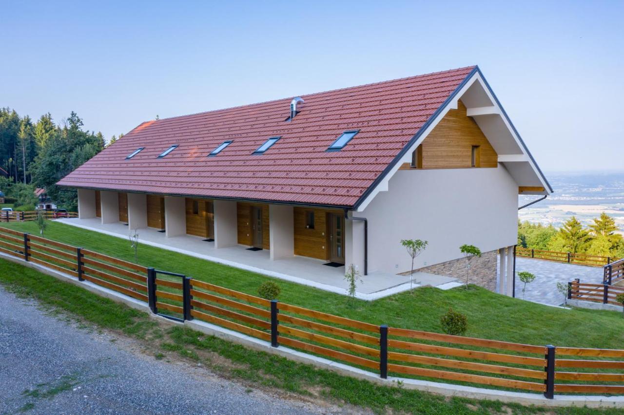 Apartmaji Hocka Koca Hočko Pohorje Buitenkant foto